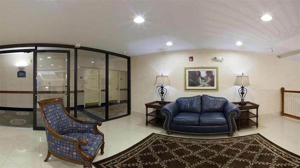 Savannah Gateway Hotel & Suites Georgetown Екстериор снимка