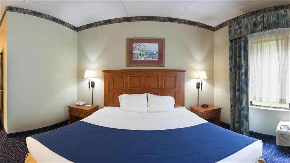 Savannah Gateway Hotel & Suites Georgetown Екстериор снимка