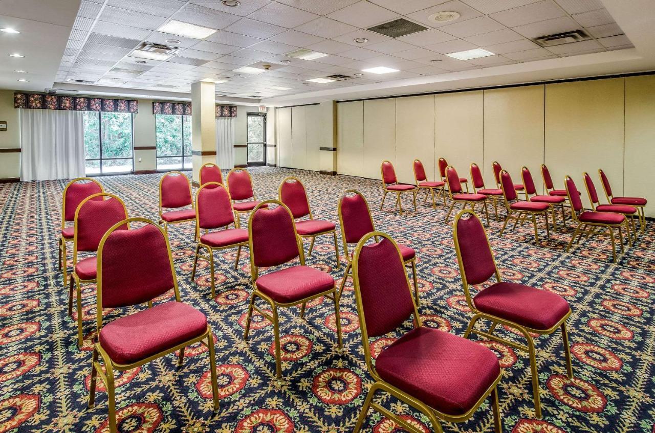 Savannah Gateway Hotel & Suites Georgetown Екстериор снимка