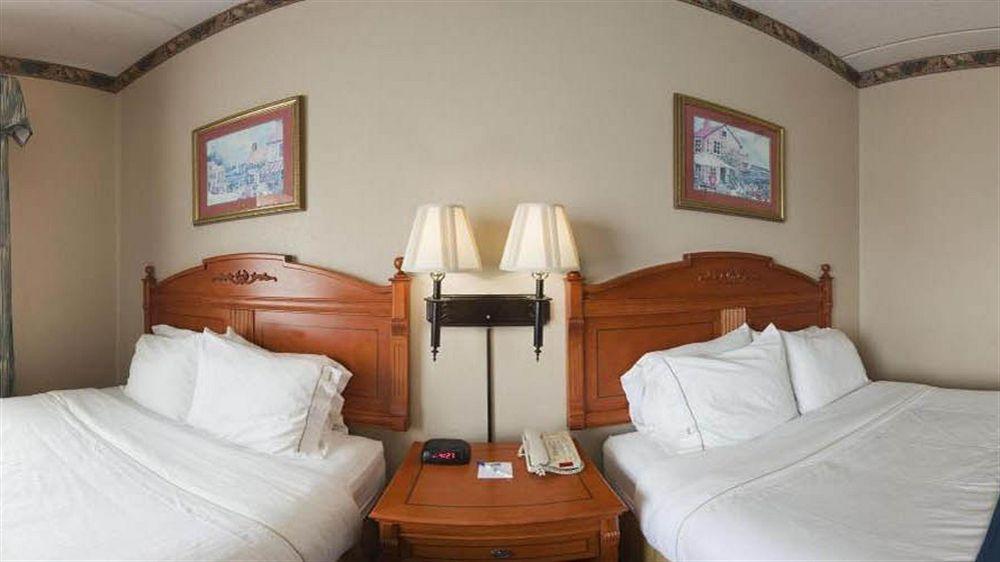 Savannah Gateway Hotel & Suites Georgetown Екстериор снимка