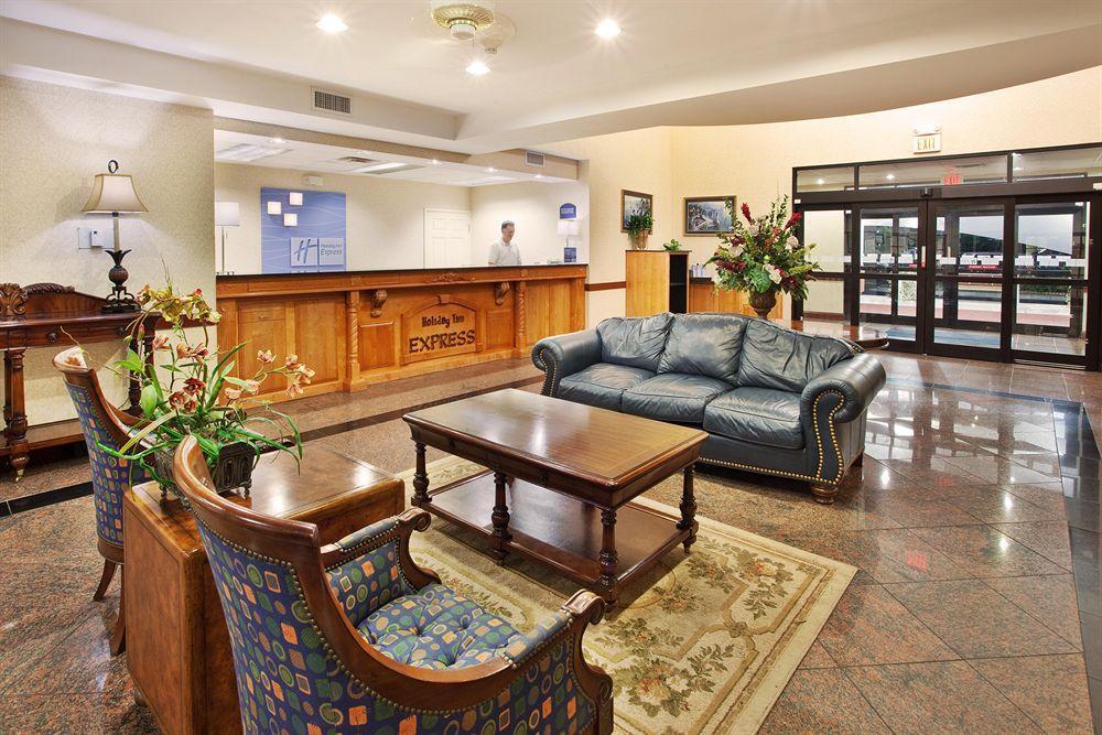 Savannah Gateway Hotel & Suites Georgetown Екстериор снимка