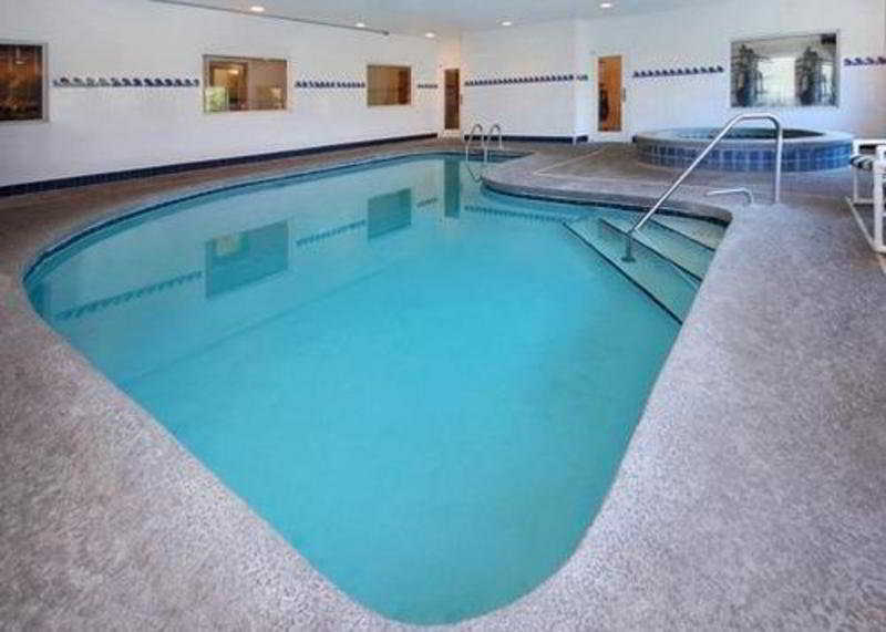 Savannah Gateway Hotel & Suites Georgetown Екстериор снимка
